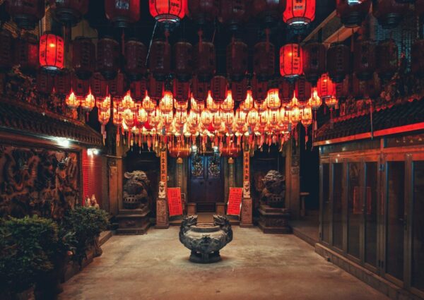 Treze séculos de esforço: O evangelho e o budismo na China
